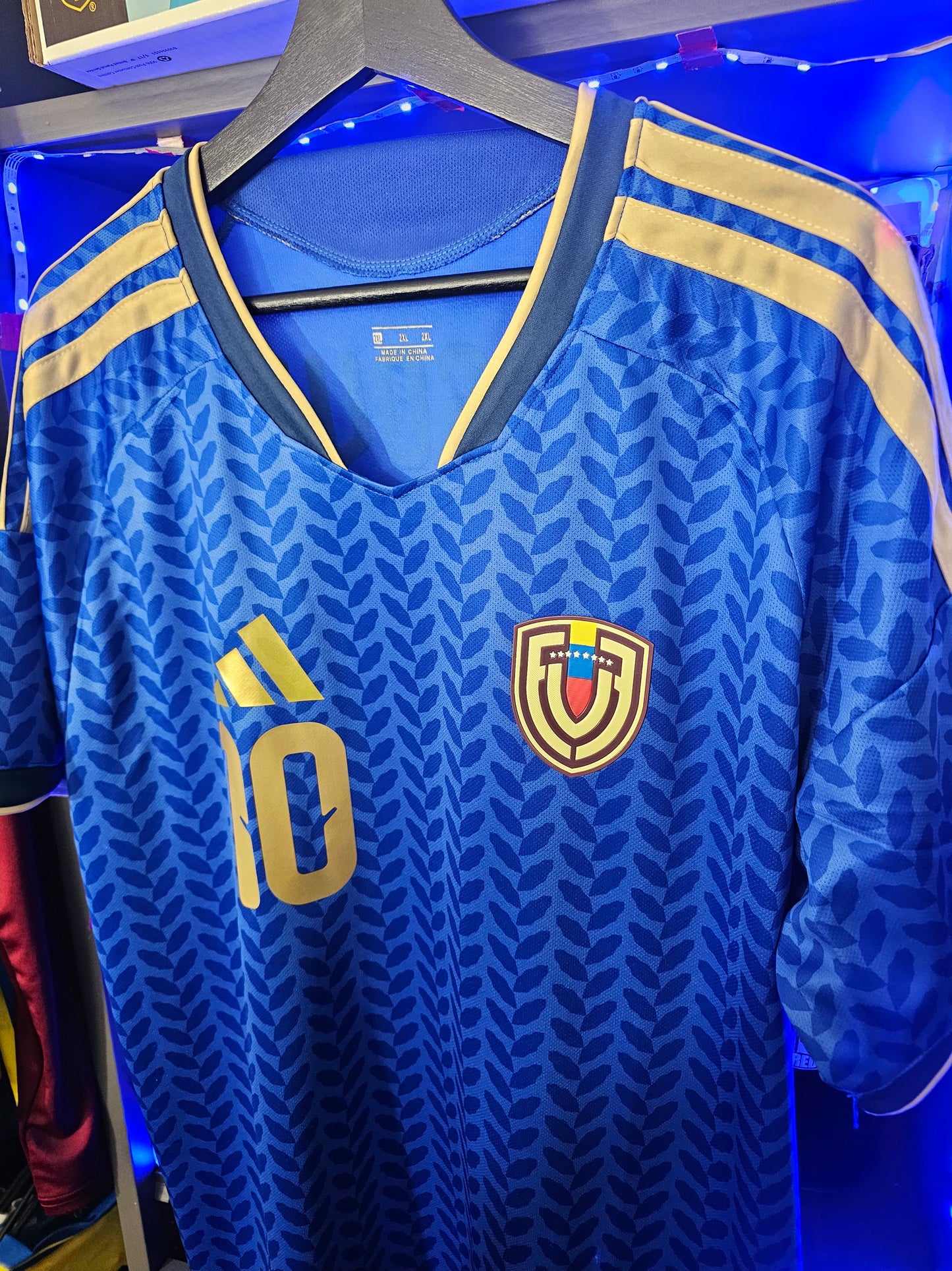 Venezuela Azul Fan con short. Us 2026