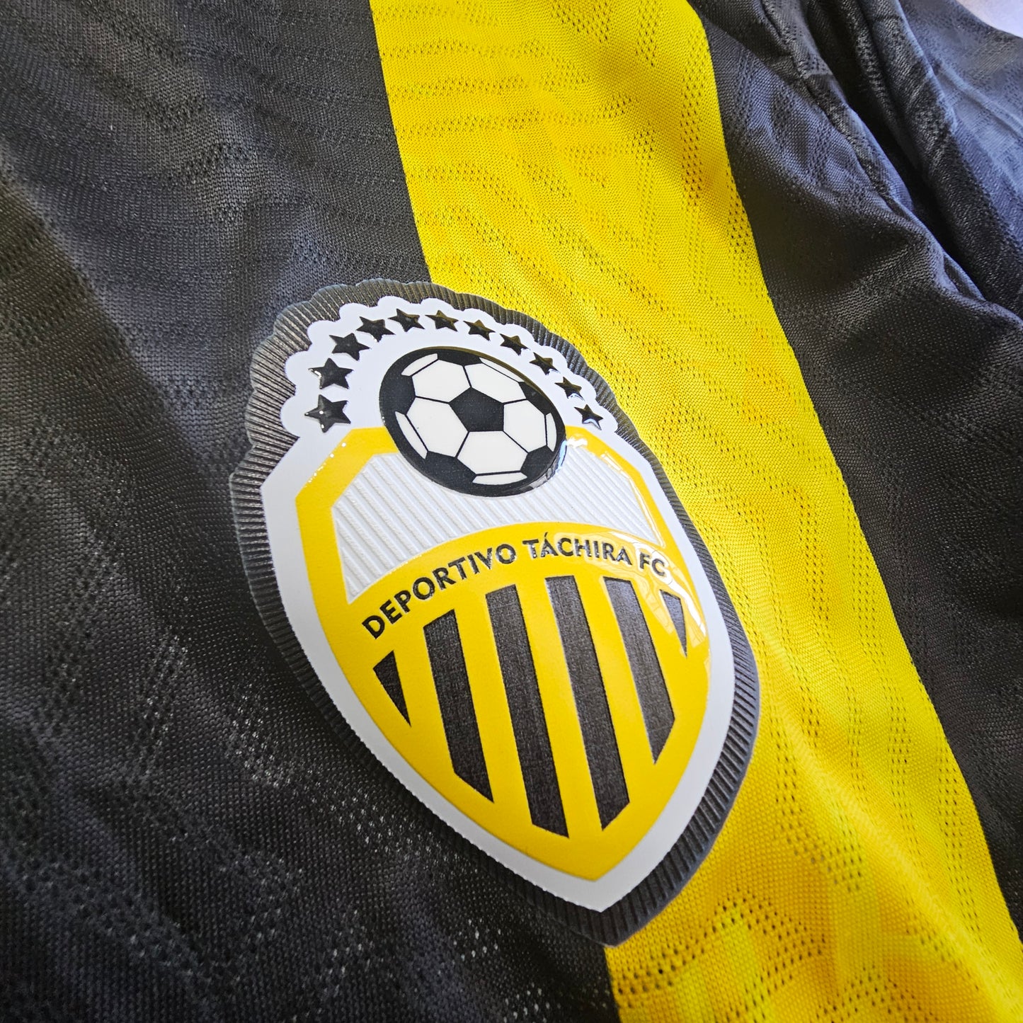 Tachira 2025 Con y sin sponsors