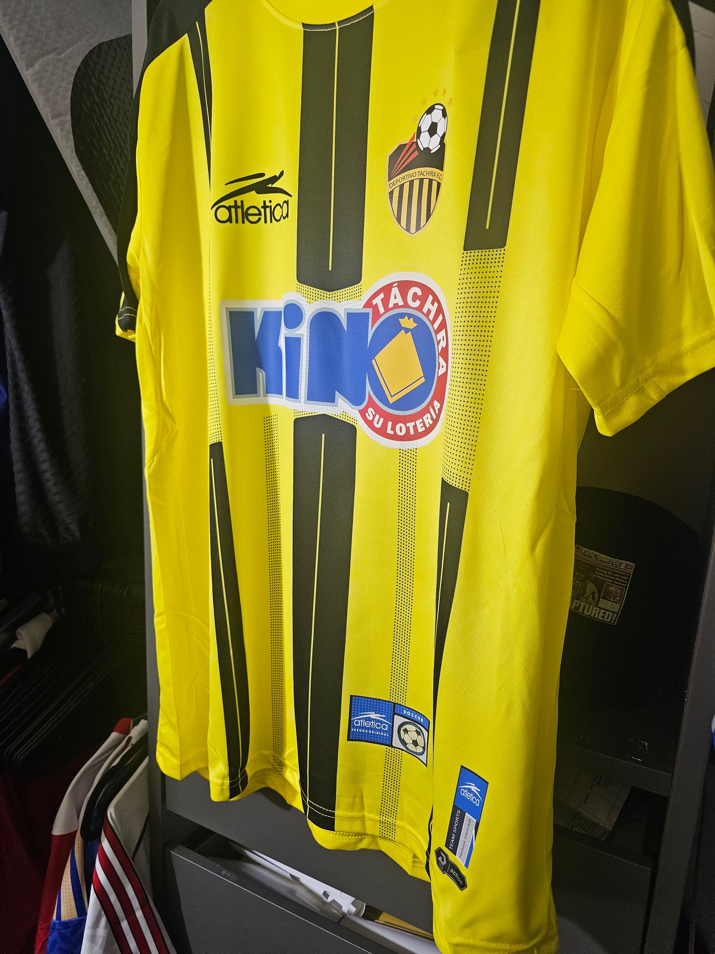 Tachira Remake atletica Retro .